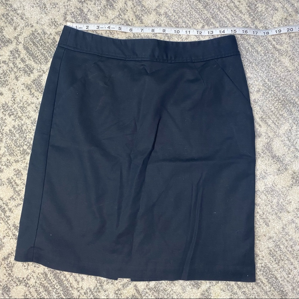 Banana Republic black pencil skirt